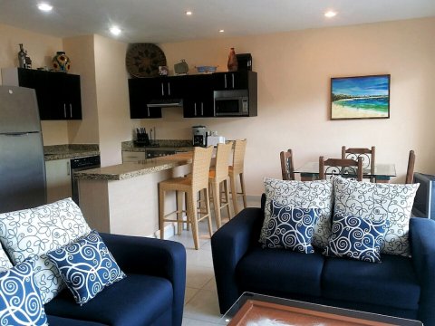 阿温图拉斯港度假村及苏南海洋(Puerto Aventuras Retreat by SunandSea)