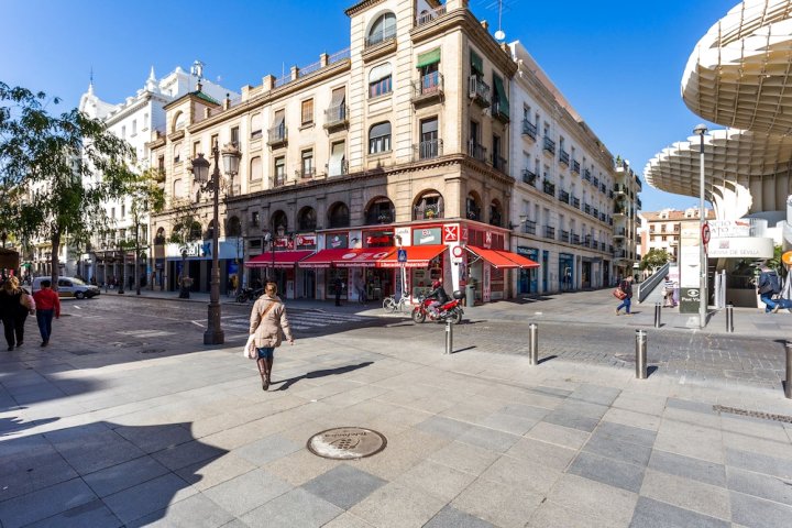 维多利亚门酒店(Puerta de la Victoria)