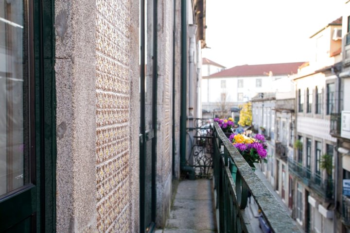 波尔图城市主人历史市中心公寓酒店(Historical Center Apartments by Porto City Hosts)