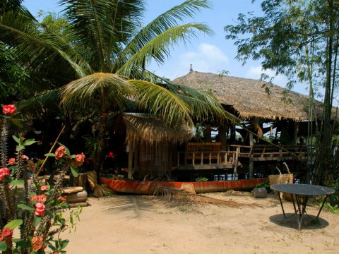 萨蒙村旅馆(Samon Village)