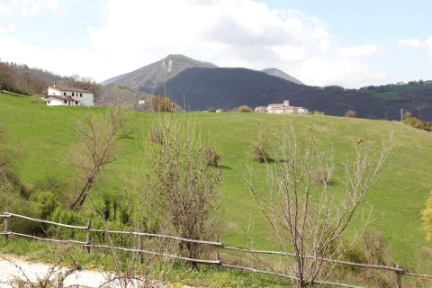 特泽山谷农家乐(Agriturismo Valle Tezze)