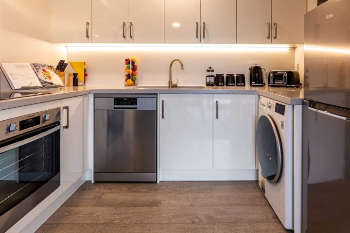 中心城市出租公寓 - 附停车位及优美地段(Central City Apartment with Parking & Great Views)