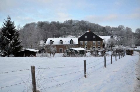 鲁费耶博伊格洛特住宿加早餐旅馆(Lu fèye Boigelot)