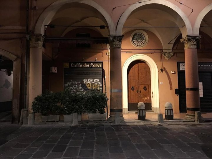 马焦雷路 62 号维西欧内酒店(Visione Strada Maggiore 62)