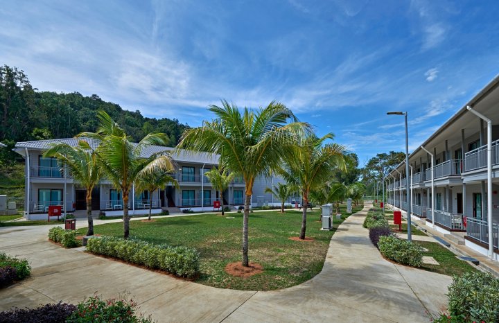 珍拉丁皇家朱兰小屋(Royale Chulan Cherating Chalet)