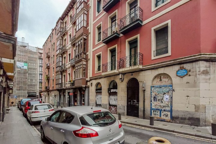 毕尔巴鄂都会公寓 - 城市主人酒店(Urban Apartament Bilbao la Vieja by Urban Hosts)