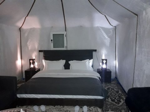 萨哈拉钻石露营酒店(Diamant Sahara Camp)