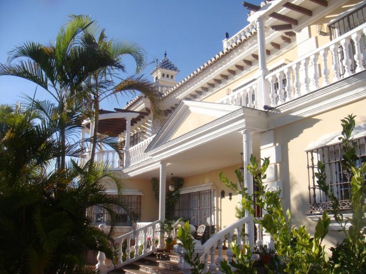 阿尔巴别墅酒店(Villa Al Alba)