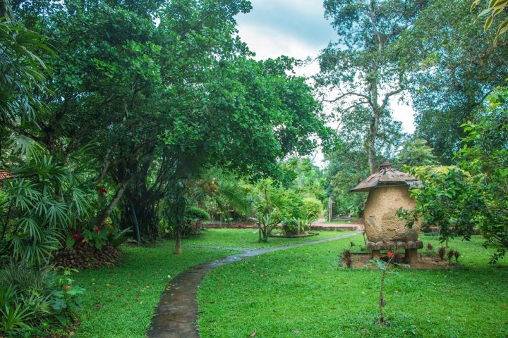 兰迪亚艾皮亚哥达度假村(Randiya Epiliyagoda Resort)