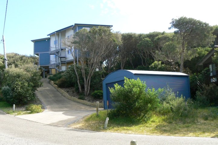 珊蒂角海滩奔逃酒店(Sandy Point Beach Escape)