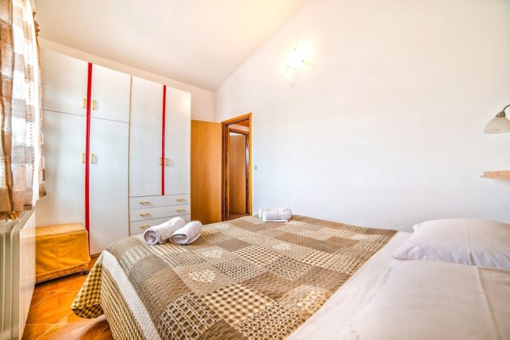 里亚娜齐夫克维奇公寓一居公寓海景酒店(Apartment Zivkovic / Riana / One-Bedroom Apartment with Sea View)