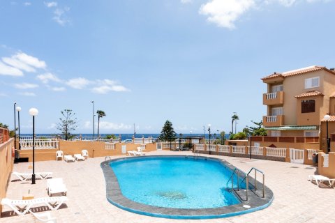 卡莱蒂利亚斯如家海滩及游泳池阳台公寓酒店 - 附无线上网(HomeLike Beach and Pool Caletillas Terrace Apartment & Wifi)