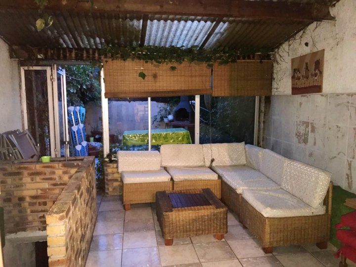 2 |House With 2 Bedrooms in Garges-lès-gonesse, With Enclosed Garden and Wifi