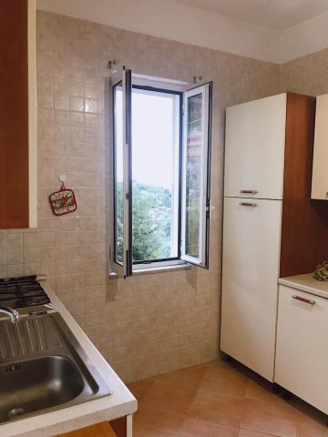 萨莱诺美丽海景 2 居出租公寓 - 附阳台 - 近海滩(Apartment with 2 Bedrooms in Salerno, with Wonderful Sea View and Balcony Near the Beach)