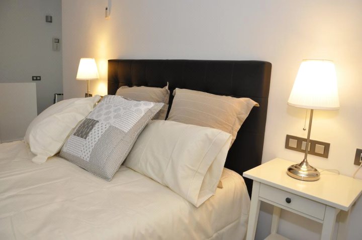 费格拉斯拉帕赛塔公寓(Apartament La Placeta Figueres)