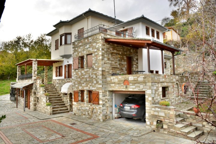 斯蒂法诺斯别墅酒店(Villa Stefanos)