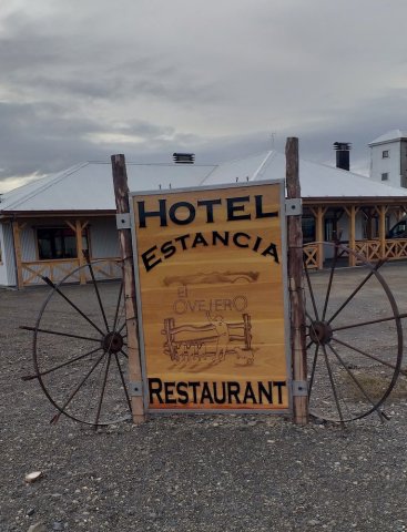 艾斯坦莎艾尔奥维罗帕特尼科酒店(Hotel Estancia El Ovejero Patagónico)