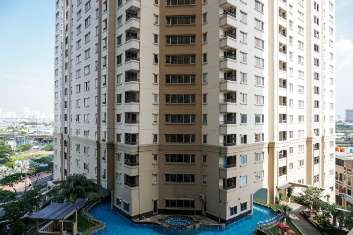 轻便开放式公寓地中海码头住宅公寓酒店(Compact Studio Apartment at Mediterania Marina Residences)