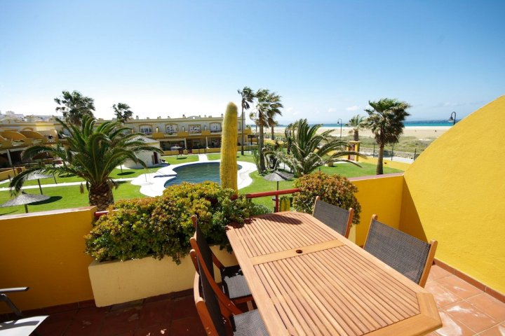 游泳池与海景公寓酒店 - 377(Apartamento Con Piscina y Vistas Al Mar - 377)