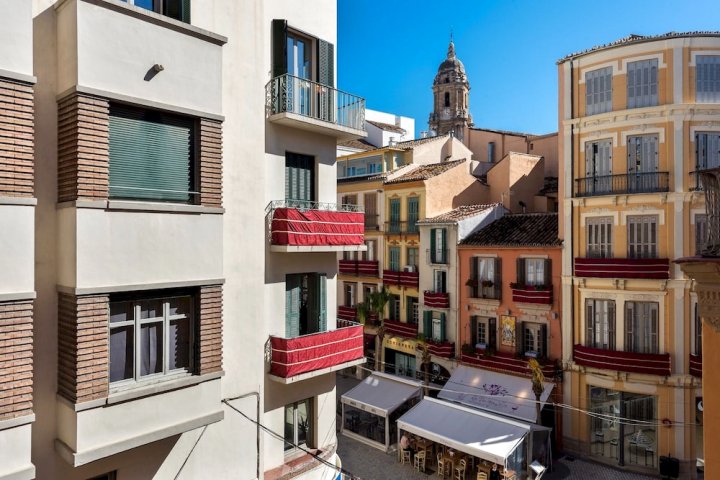 马拉加市中心美丽的2房公寓 Picasso II(Beautiful Apartment 2 Bd in the Center of Malaga Picasso II)