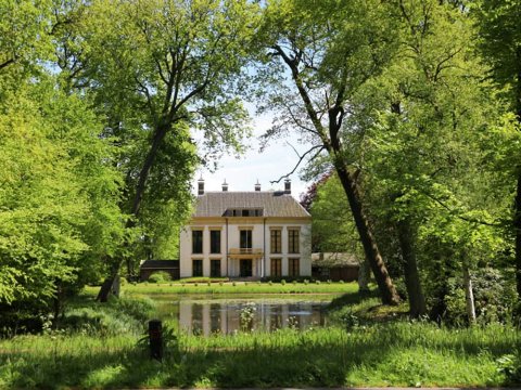 海洛静谧的假日住宅，可容纳2人，靠近Egmond(Peacefule Holiday Home for 2 People in Heiloo Near Egmond)