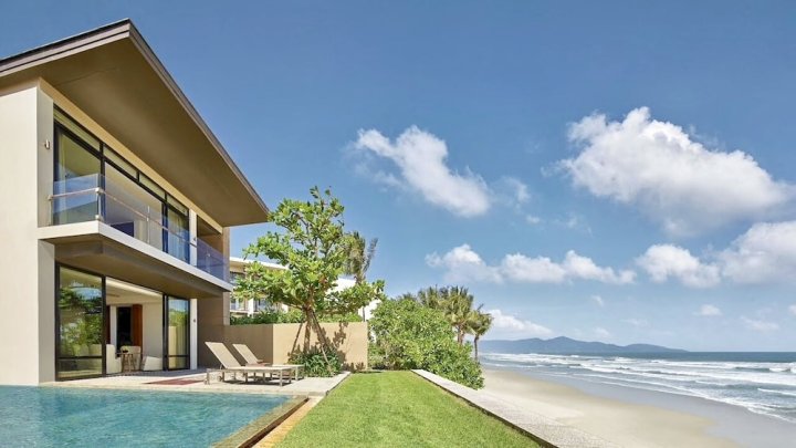 Beachfront Villa Danang Beach