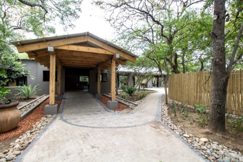 小非洲游猎小屋(Little Africa Safari Lodge)