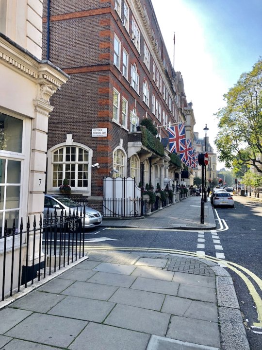 白金汉宫景观公寓酒店(Buckingham Palace View Apartment)