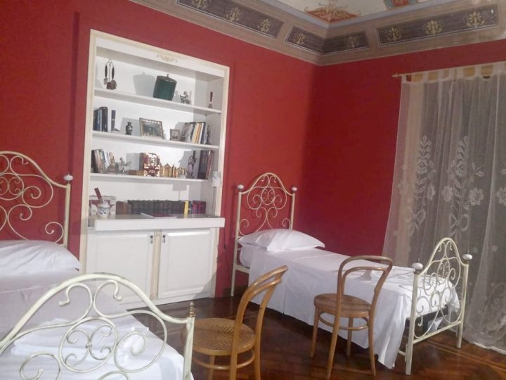Apartment with 2 Bedrooms in Caccamo, with Wonderful Mountain View, Balcony and Wifi