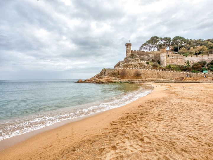 Quaint Villa in Tossa de Mar with Swimming Pool