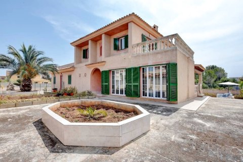 Villa - 5 Bedrooms with Pool and WiFi - 107783