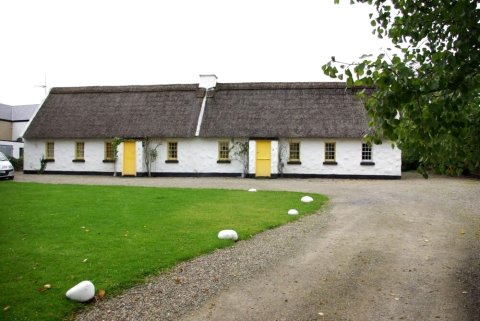 巴里瓦根小屋No 2(Ballyvaughan Cottage No 2)