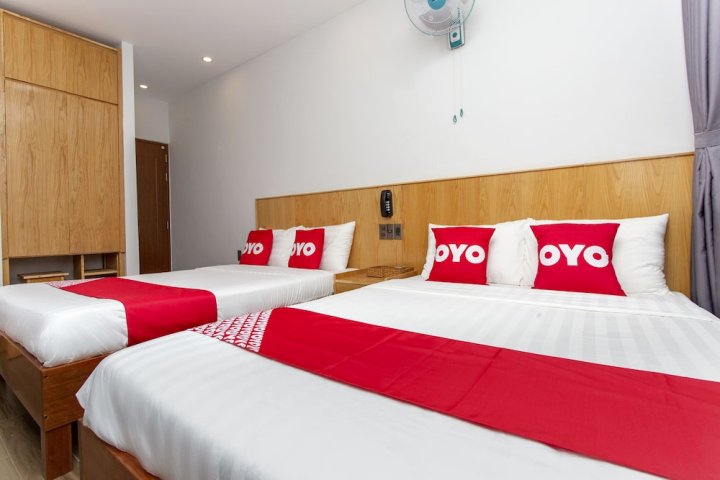 OYO 989 Hoang Anh Hotel