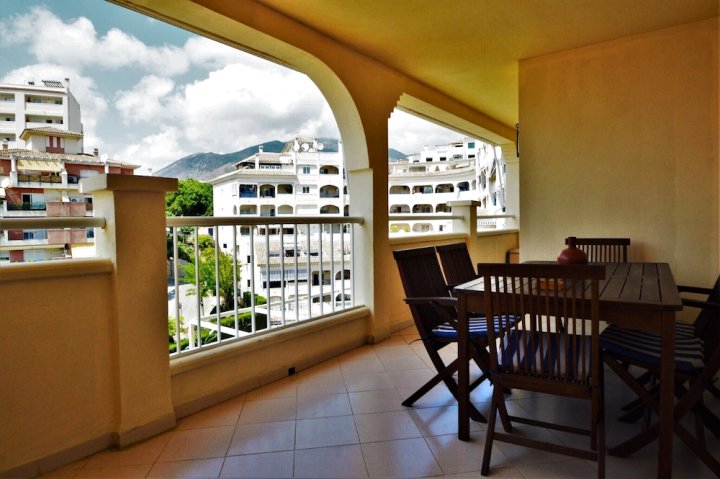 阿罗哈马拉加高尔夫海滩公寓酒店(Alohatmalaga Golf Beach Apartment)