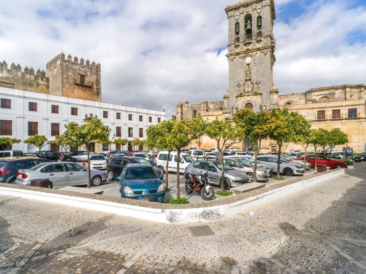 Bohemian Apartment in Arcos de la Frontera near Fishing