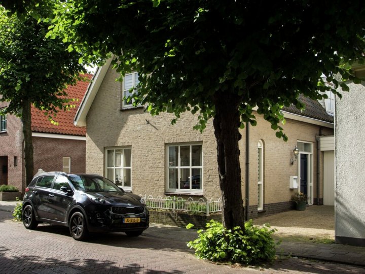 Luxurious Villa in Noordwijk with Sauna