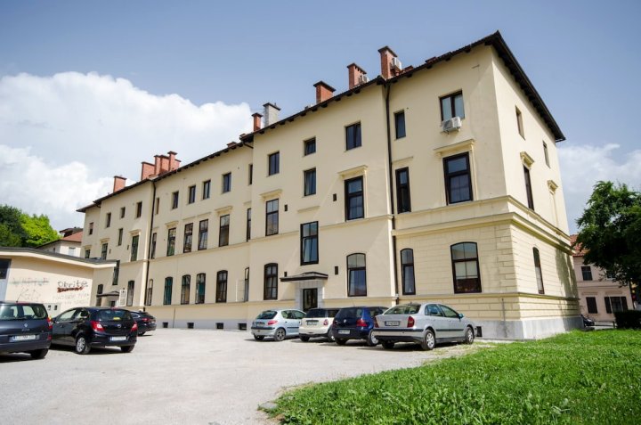 Apartment Tržaška