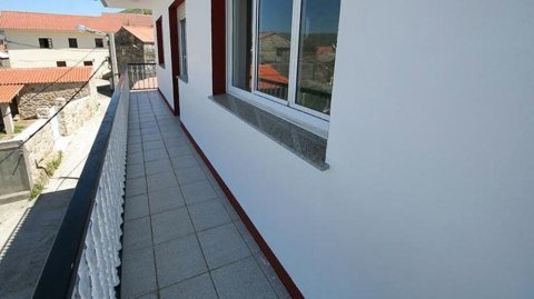 Apartment - 4 Bedrooms with Sea Views - 107766