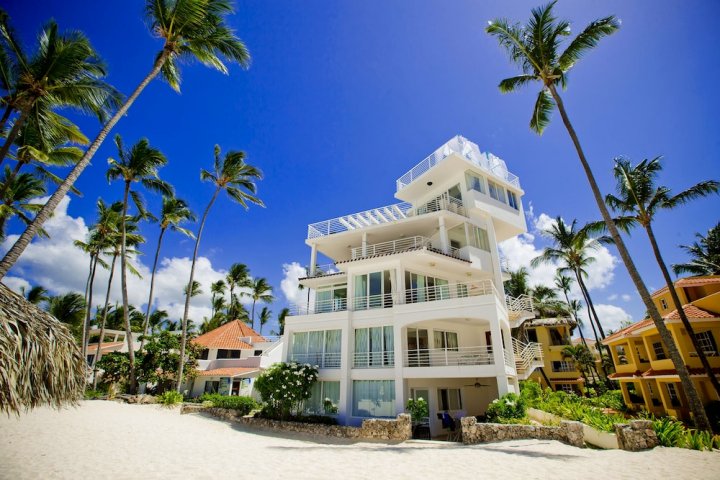 优选家庭假期公寓出租酒店(Best Family Vacation Apartment for Rent on The Beach)