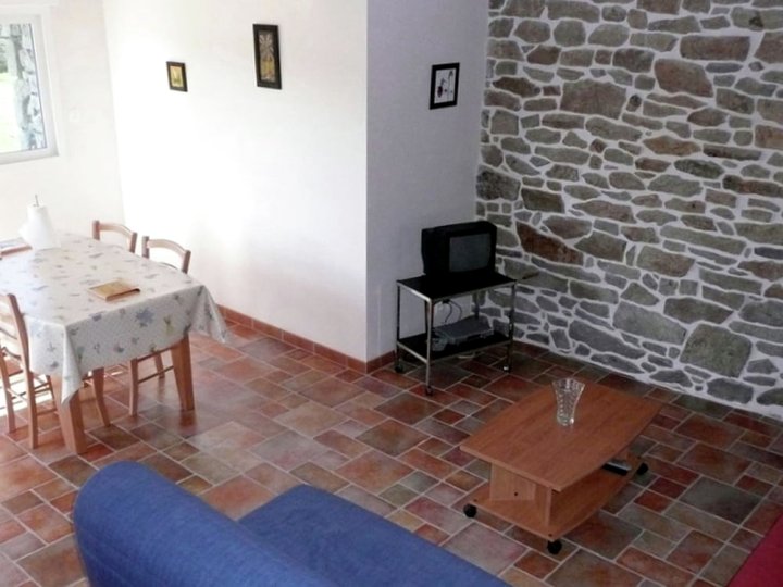 Charming House Located 2 km from the Village of Plozévet