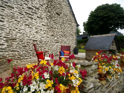 Holiday Home in le Moustoir with Garden, Terrace, Fireplace