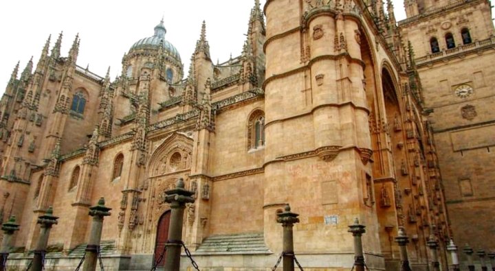 Apartment with 4 Bedrooms in Salamanca, with Wonderful City View and Wifi