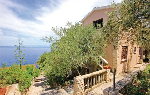 Stunning Home in Prigradica with Wifi and 3 Bedrooms