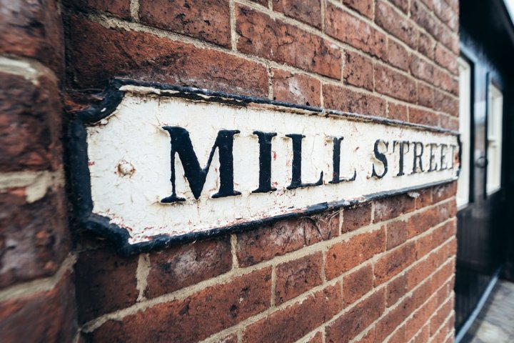 The Stay Company, Mill Street