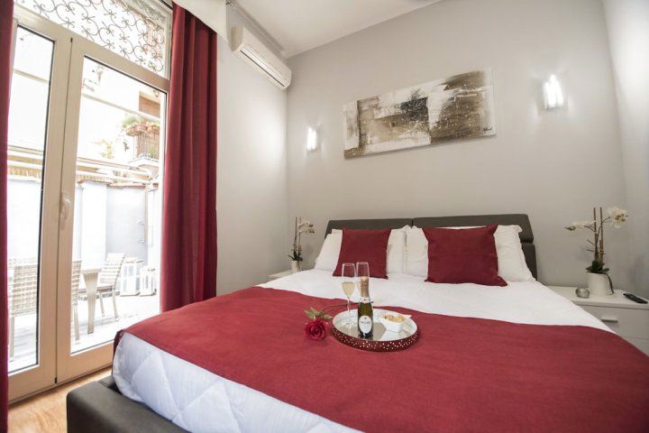 位于罗马西班牙广场的2卧室公寓-65平方米|带1个独立浴室(The Chic Suite)