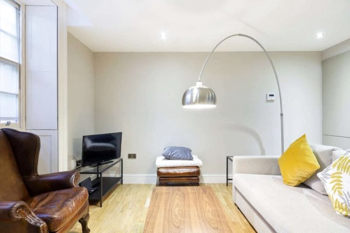 Modern Luxury Apartment Close to Tube