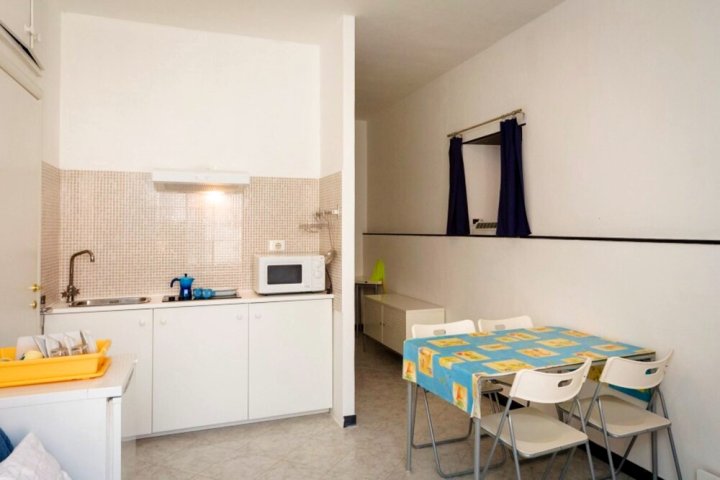 塞斯特里莱万泰美丽海景 1 居出租公寓 - 附无线上网 - 近海滩(Apartment with One Bedroom in Sestri Levante, with Wonderful Sea View and Wifi - Near the Beach)