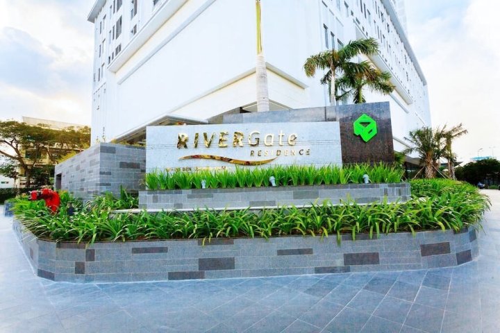 河门斯特拉公寓酒店(Rivergate Stella Apartment)