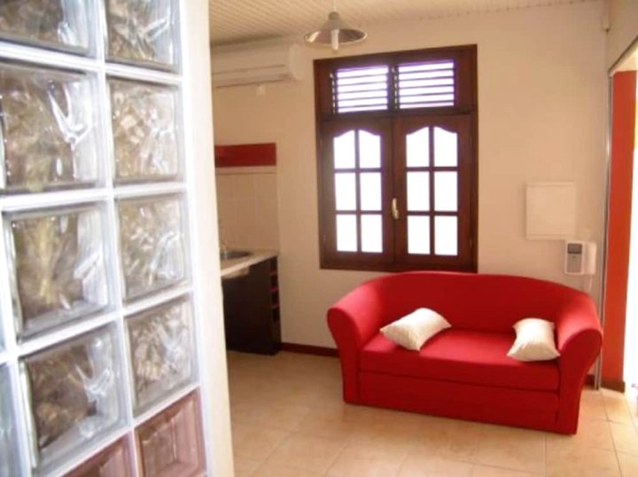 Property with One Bedroom in Sainte-Anne, with Enclosed Garden and Wifi