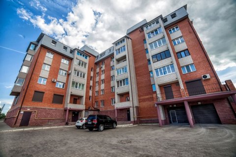 克隆斯塔德斯基 2 号 1 居公寓(Arendagrad Apartments Kronshtadtskiy 2, 1 Room)